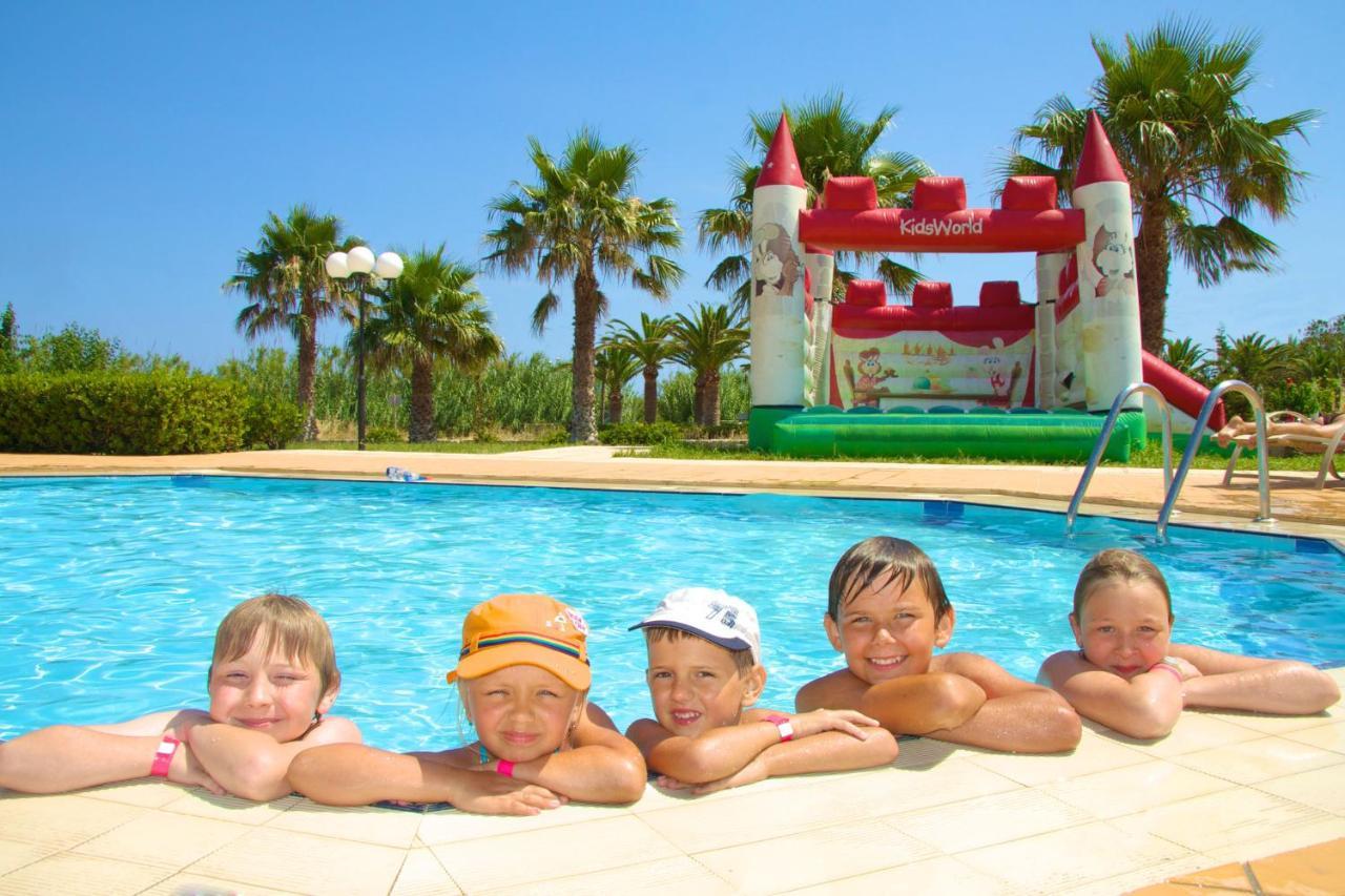 ريثيمنو Sweety Club Solimar Emerald المظهر الخارجي الصورة