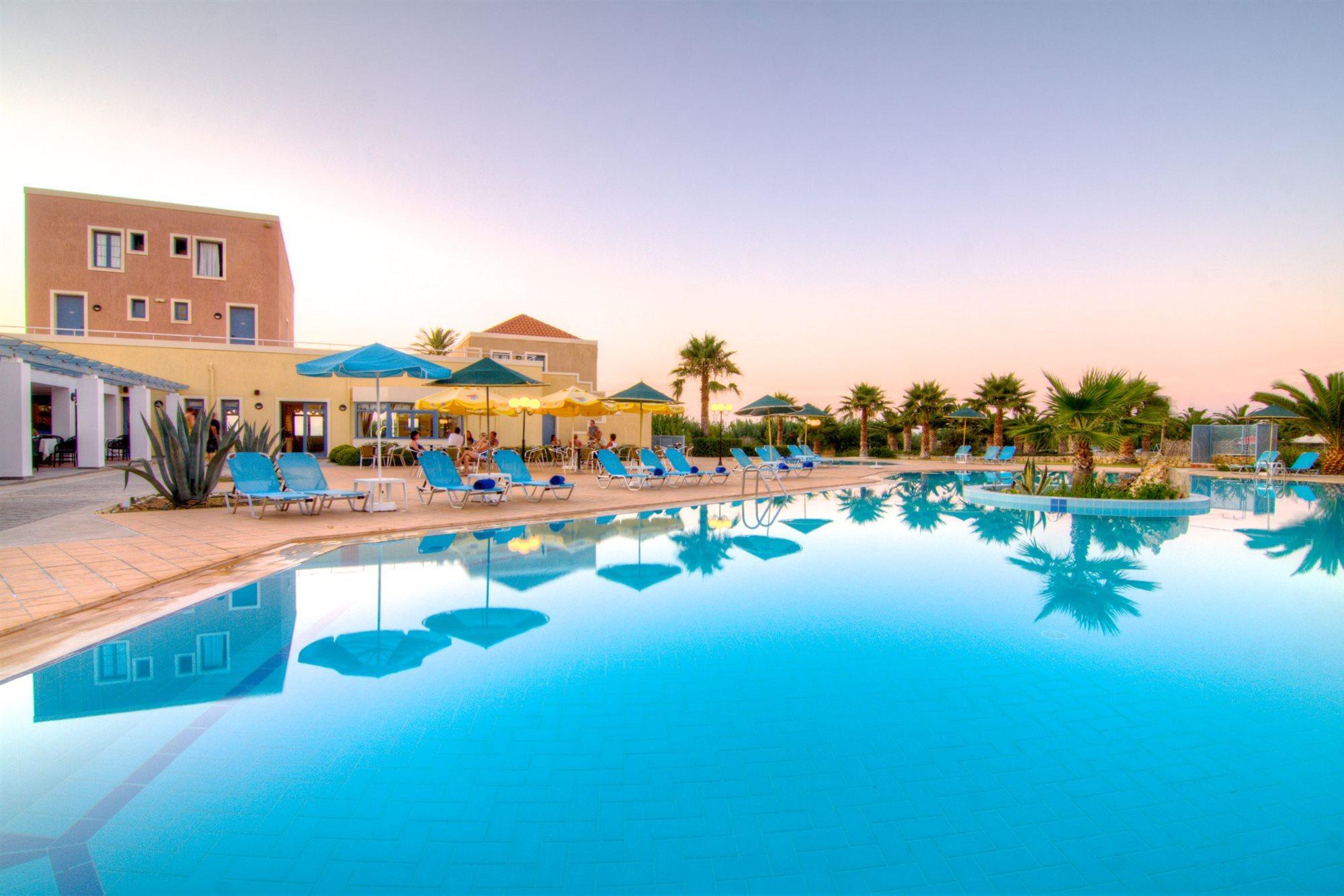 ريثيمنو Sweety Club Solimar Emerald المظهر الخارجي الصورة