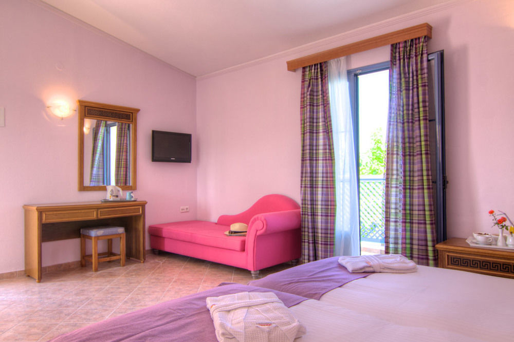 ريثيمنو Sweety Club Solimar Emerald المظهر الخارجي الصورة